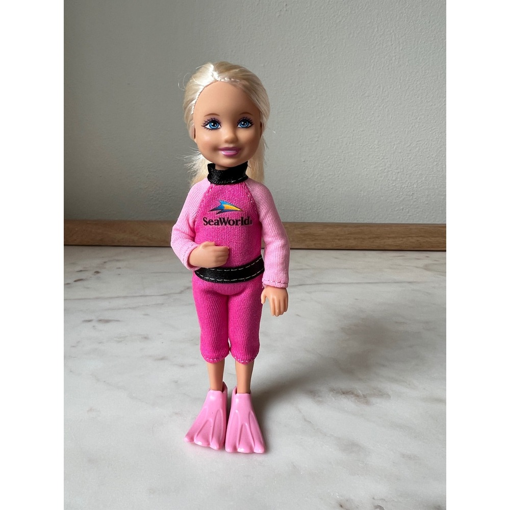 Chelsea Barbie SeaWorld Antarctica Penguin Fun Doll